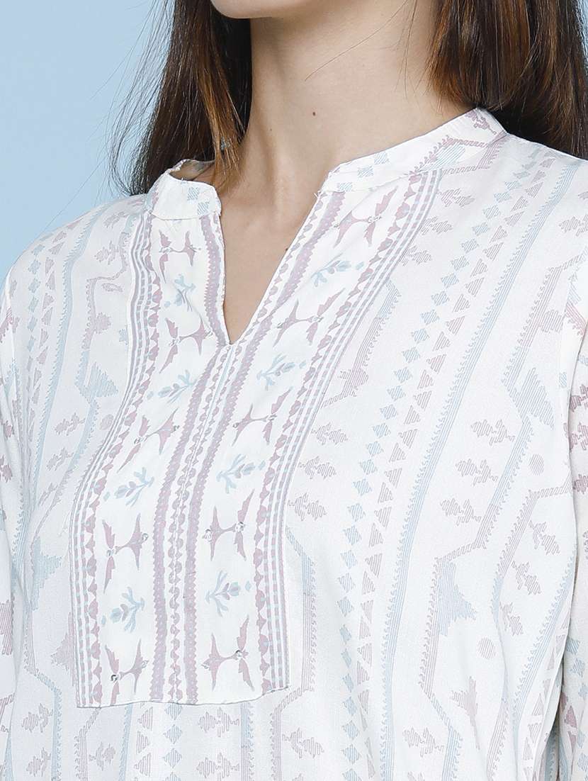 Women Printed Three Quarter Sleeve Straight Kurta - 22288467 -  Standard Image - 1
