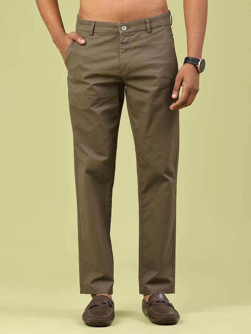 men solid mid rise chinos casual trouser
