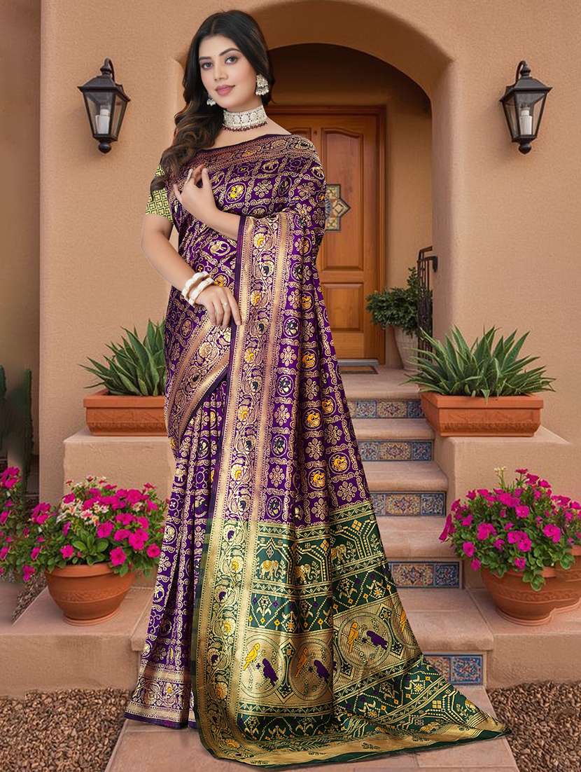 women self design banarasi saree with blouse - 22289197 -  Standard Image - 1