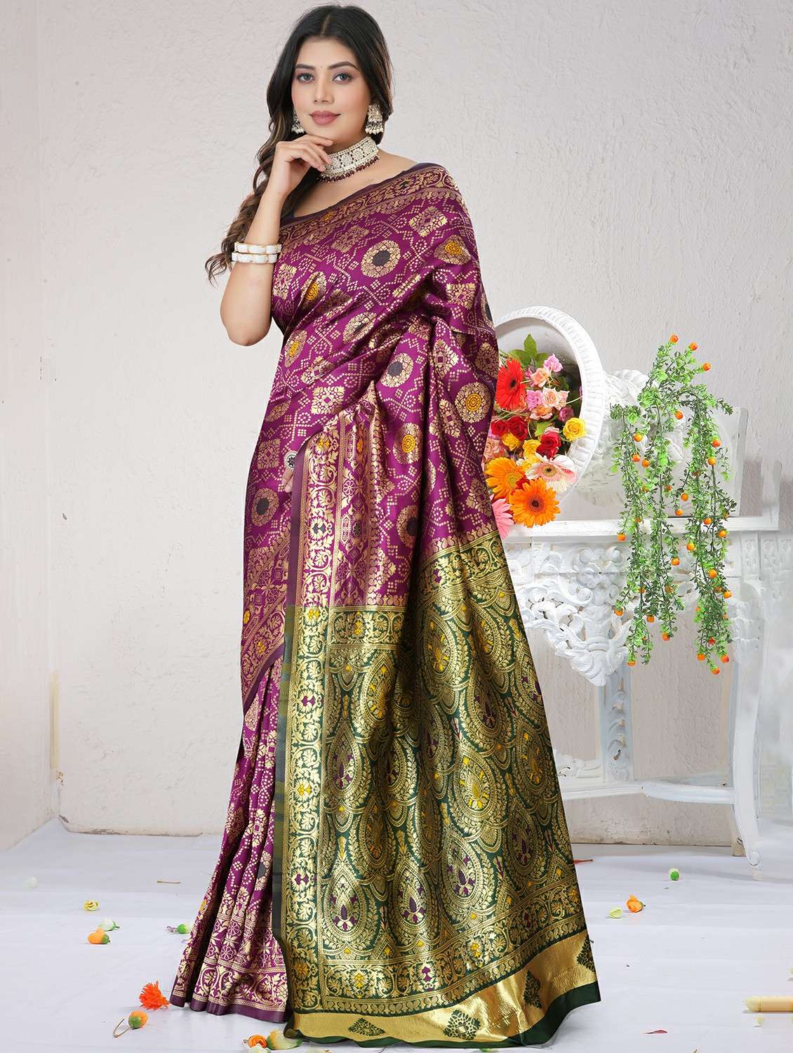 women self design banarasi saree with blouse