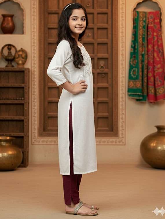 women three quarter sleeve straight kurta - 22289331 -  Standard Image - 1