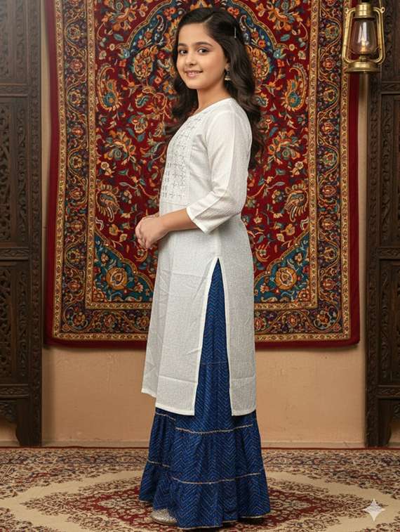 girls three quarter sleeve straight kurta - 22289336 -  Standard Image - 1