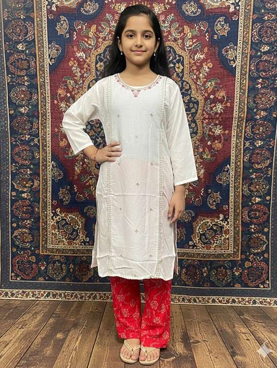 girls three quarter sleeve straight kurta