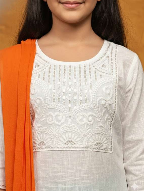 girls three quarter sleeve straight kurta - 22289349 -  Standard Image - 4