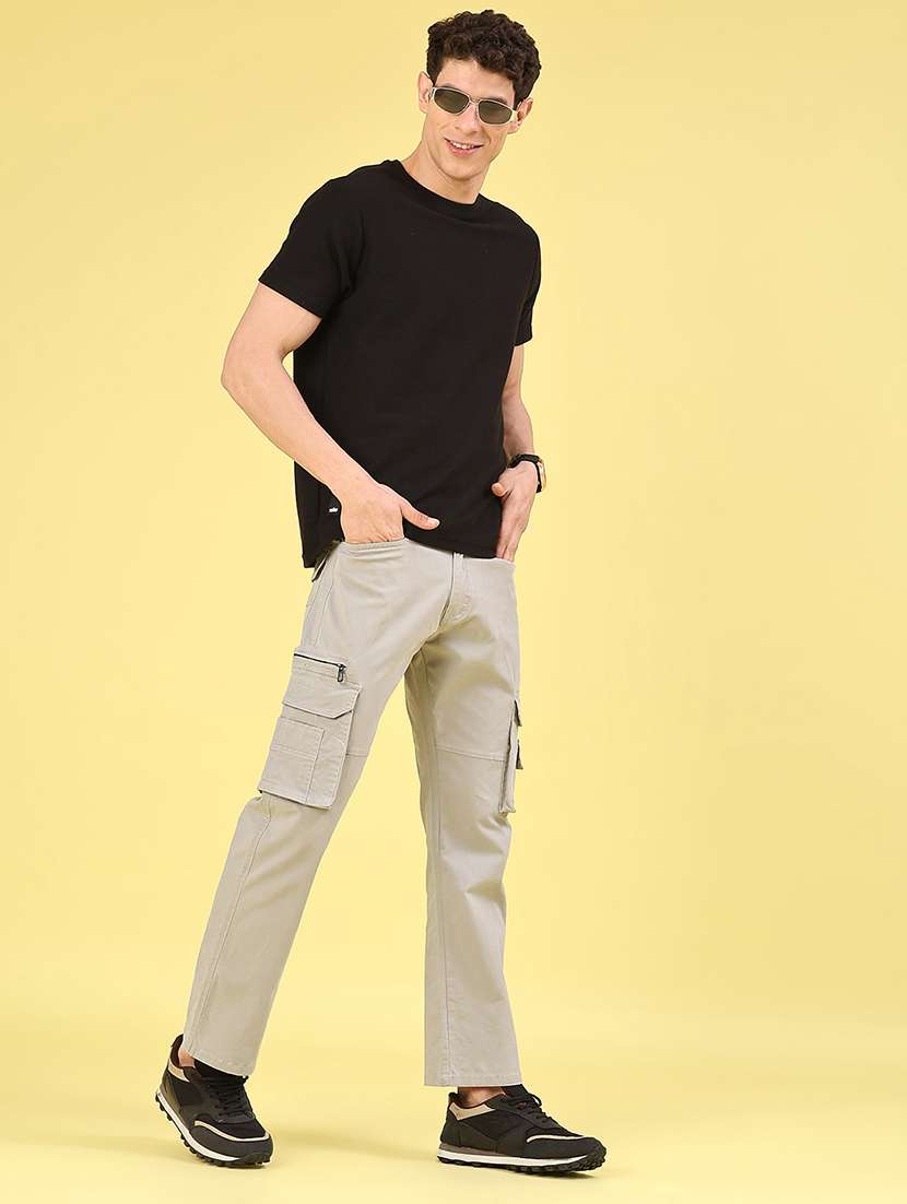 men solid mid rise regular fit cargo  - 22289969 -  Standard Image - 4
