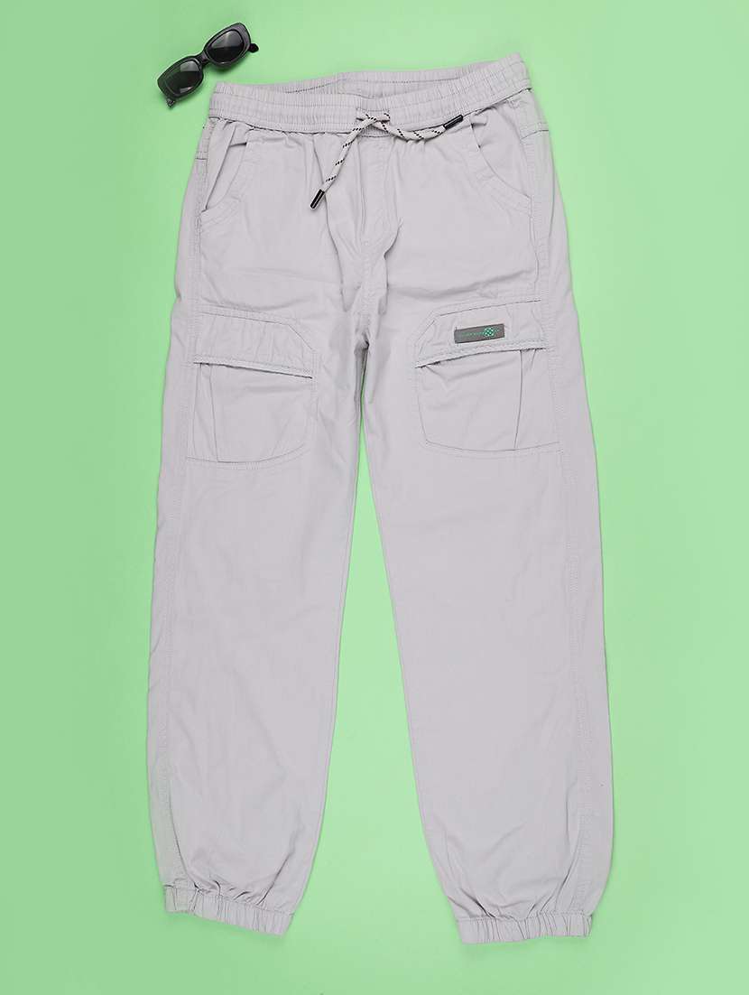men solid mid rise regular fit jogger - 22290019 -  Standard Image - 1