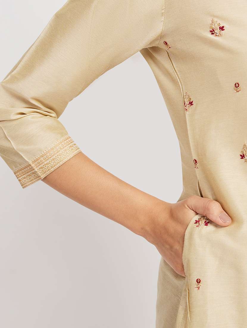 women solid with work three quarter sleeve straight kurta - 22290492 -  Standard Image - 4