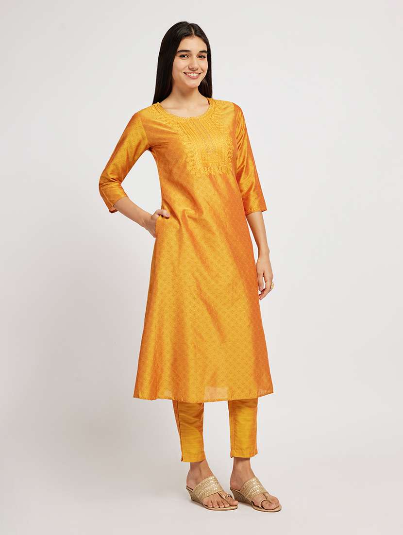 women printed three quarter sleeve a-line kurta - 22290494 -  Standard Image - 1