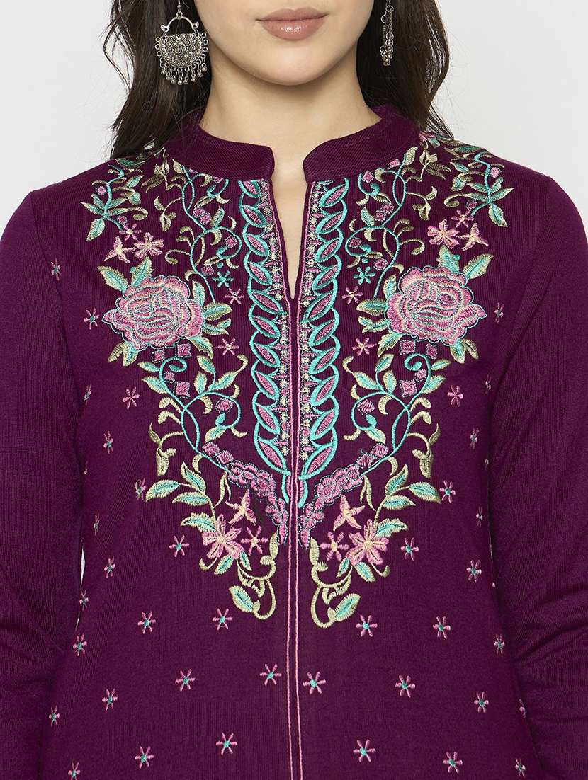 women solid with work long sleeve winter wear kurta  - 22291186 -  Standard Image - 4