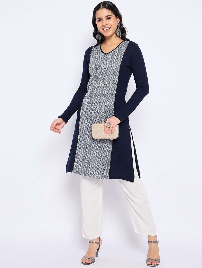 women self design long sleeve winter wear kurta 