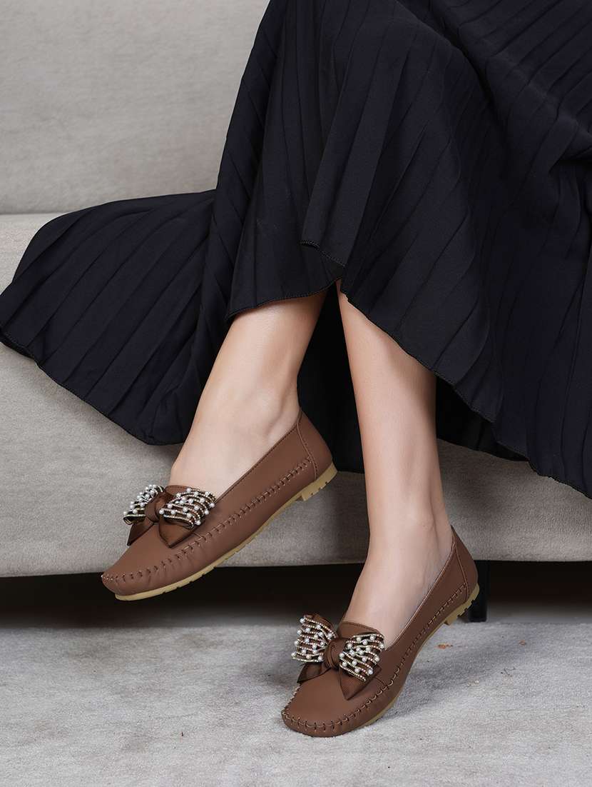 women solid slip on ballerina - 22292181 -  Standard Image - 1