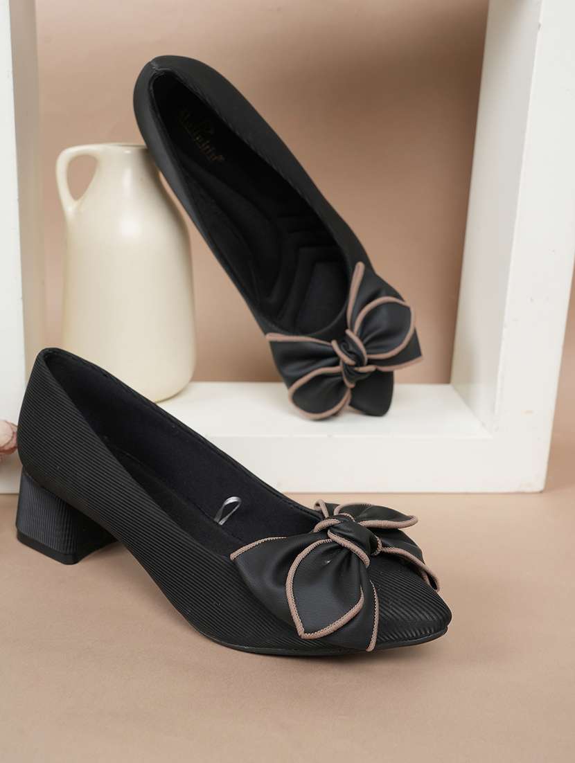 women solid slip on pump