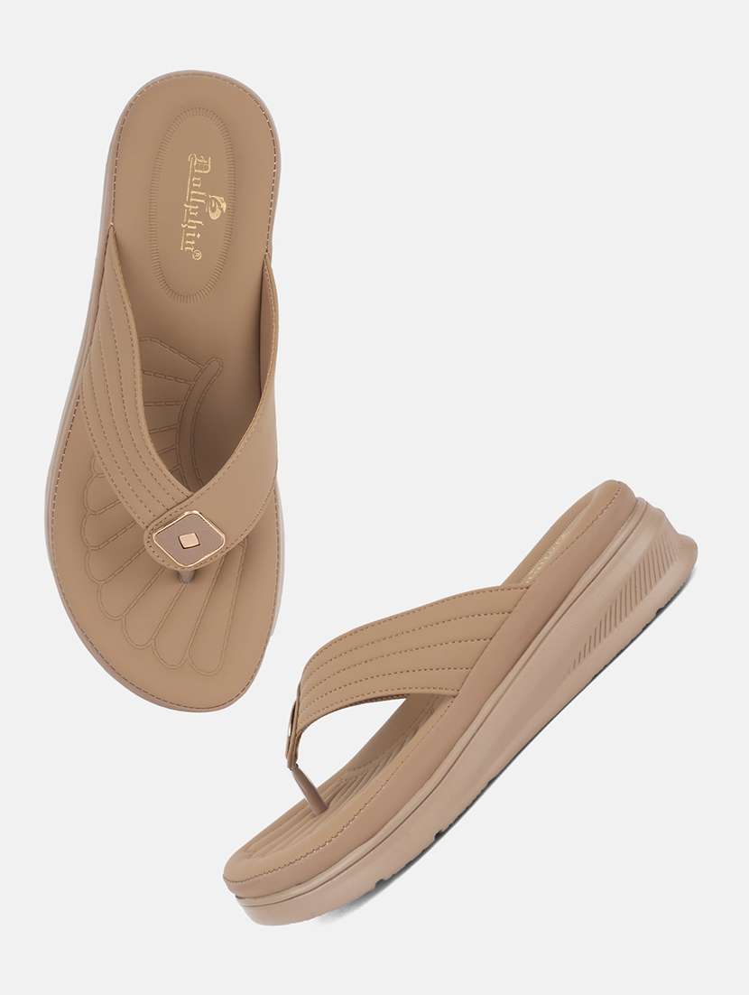 women solid platform wedge - 22292222 -  Standard Image - 4