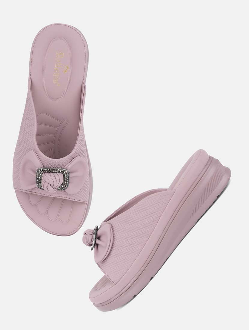 women solid platform wedge - 22292229 -  Standard Image - 4