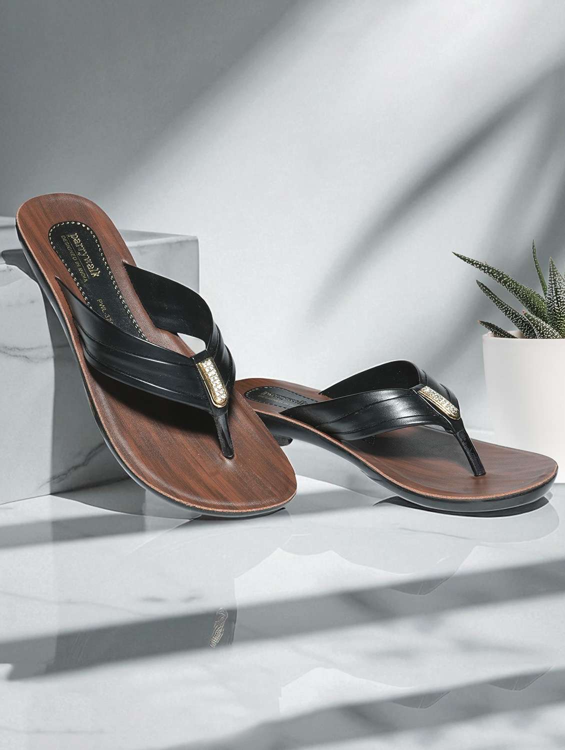 women solid slip on flat sandals