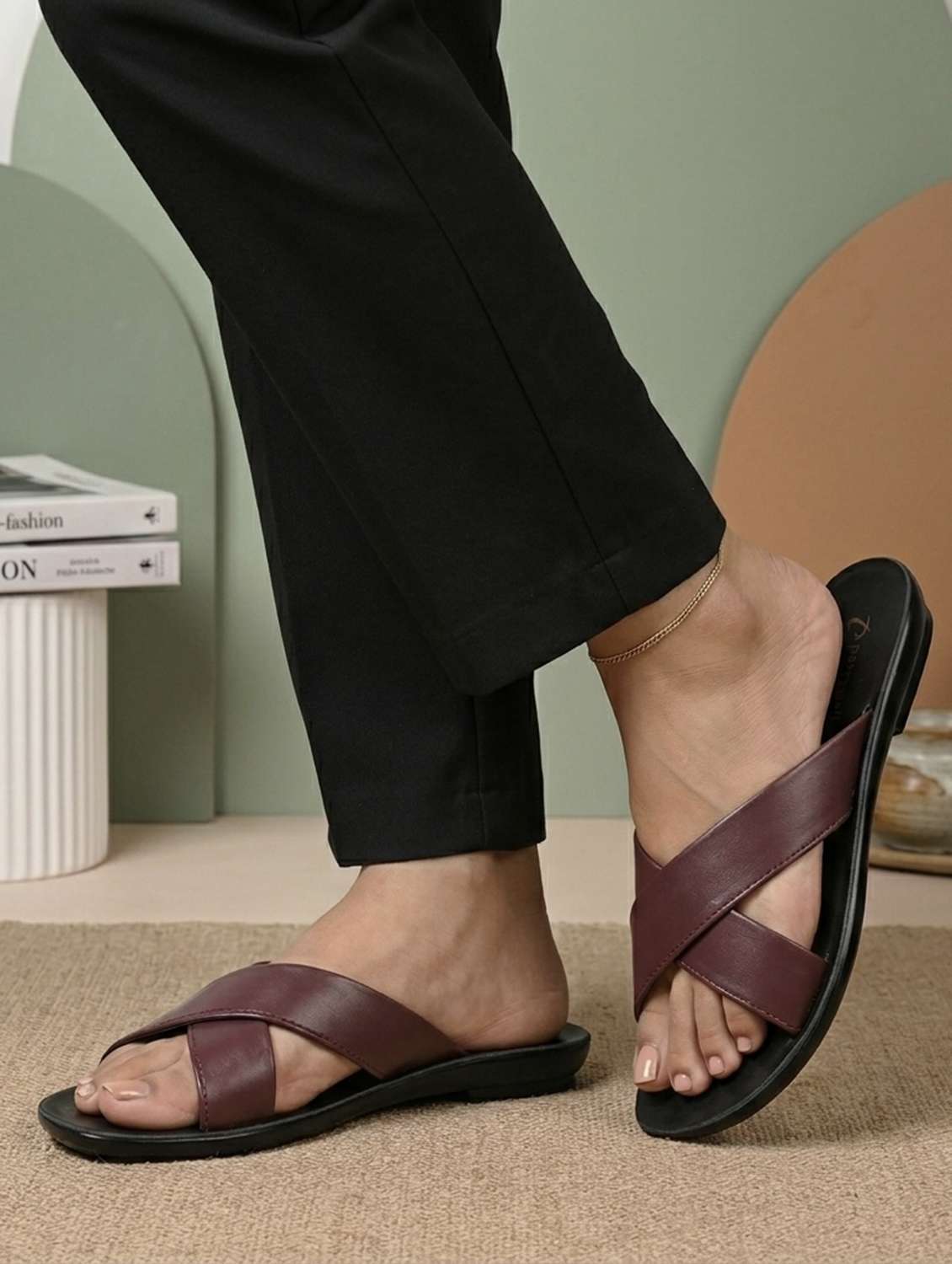 women solid slip on flat sandals - 22292275 -  Standard Image - 4