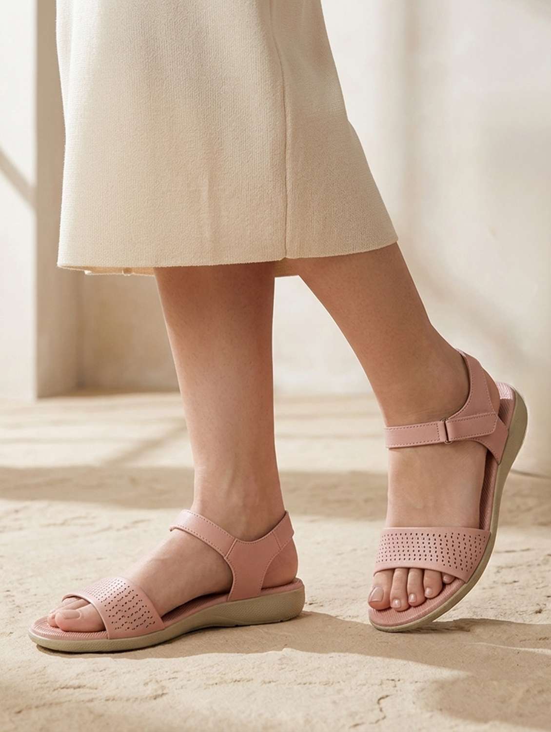 women solid back strap sandal - 22292280 -  Standard Image - 4