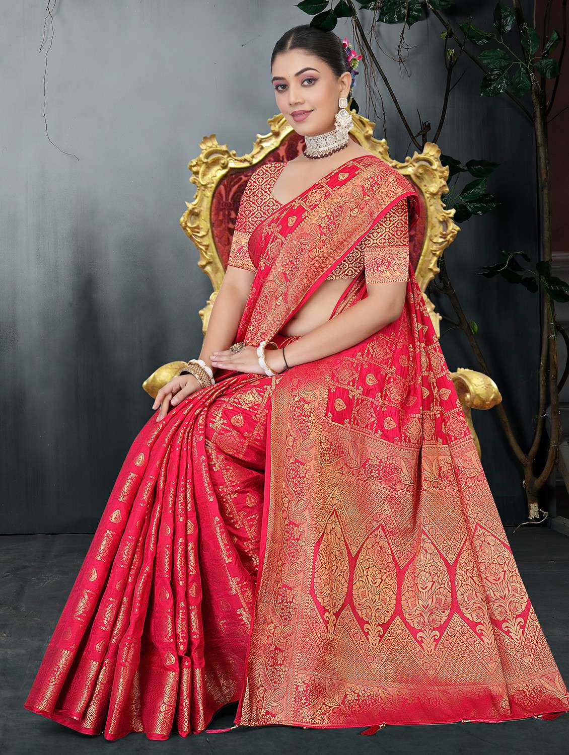 women self design banarasi saree with blouse - 22292570 -  Standard Image - 1