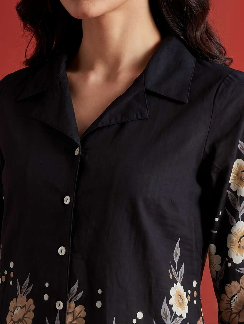 globus women black floral print collared neck shirt with flared hem wide leg pant fusion co-ord set - 22292599 -  Standard Image - 4