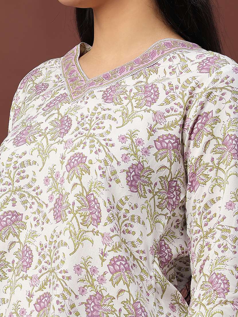 women floral printed three quarter sleeve straight kurti - 22293229 -  Standard Image - 1