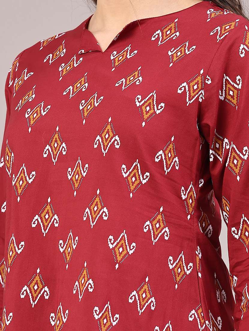 Women Printed Three Quarter Sleeve Straight Kurti - 22293233 -  Standard Image - 1
