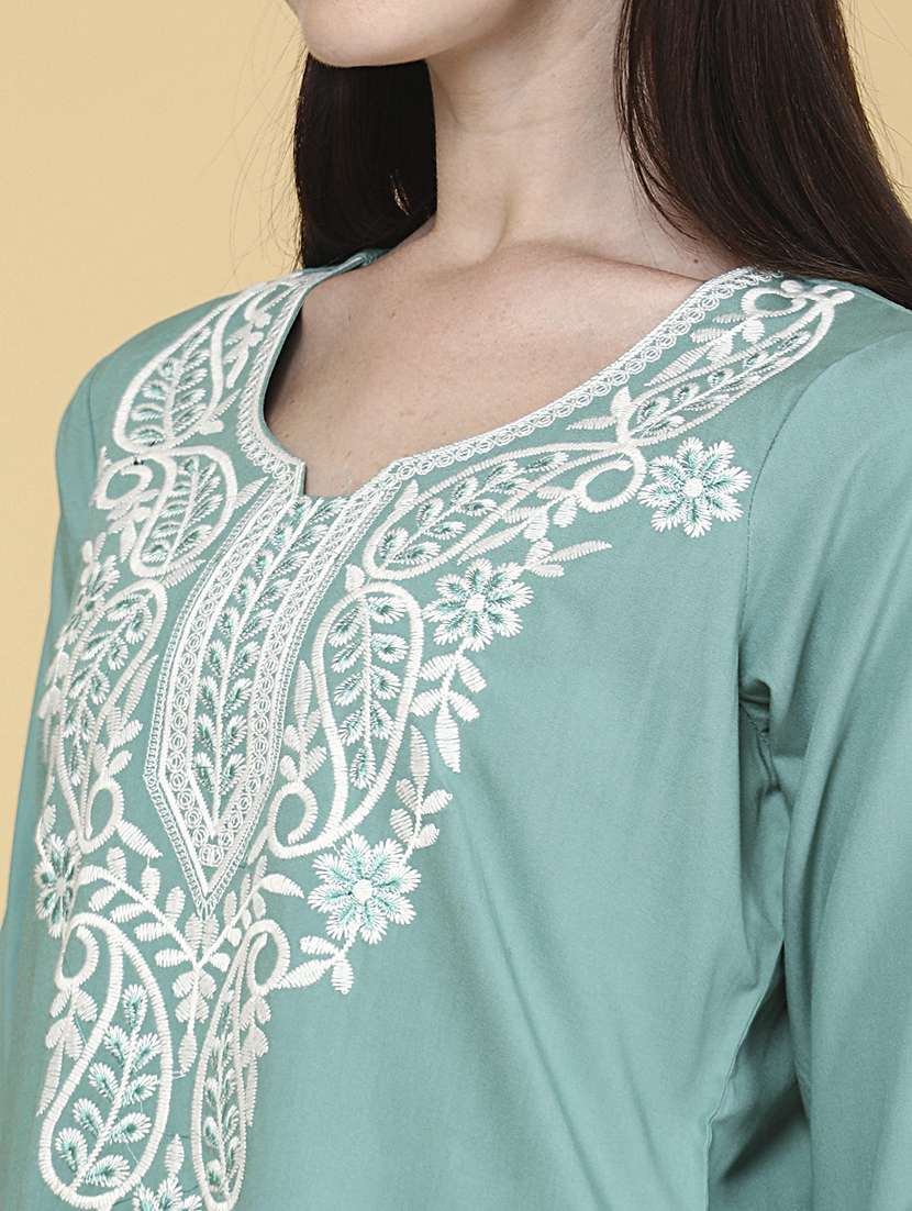 women solid with work straight kurta - 22293362 -  Standard Image - 1