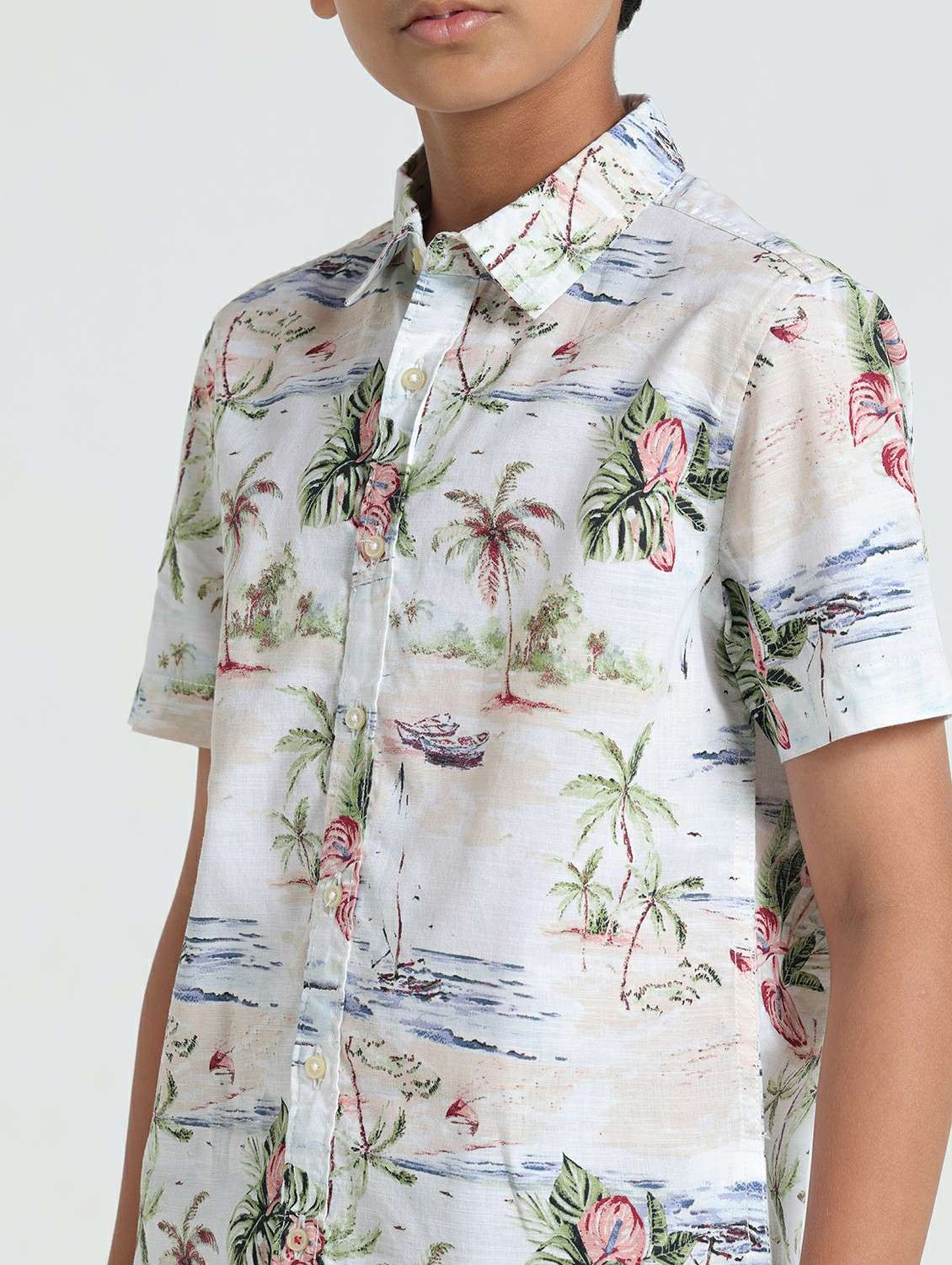red cotton shirt - 22293462 -  Standard Image - 4