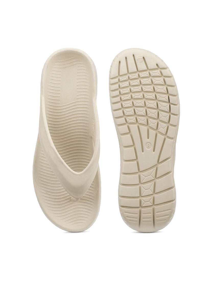 men solid toe seperator slipper - 22294280 -  Standard Image - 6