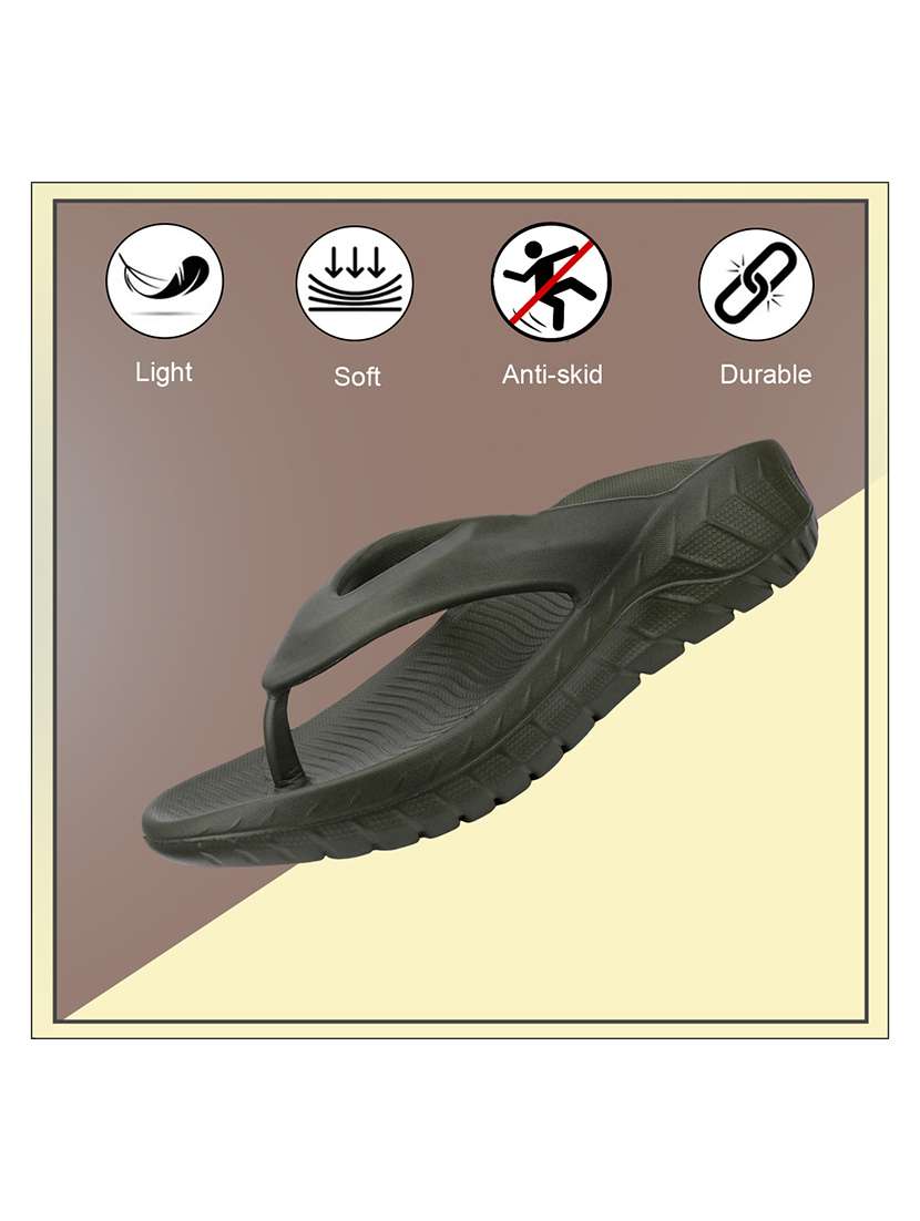 men solid toe seperator slipper - 22294293 -  Standard Image - 4