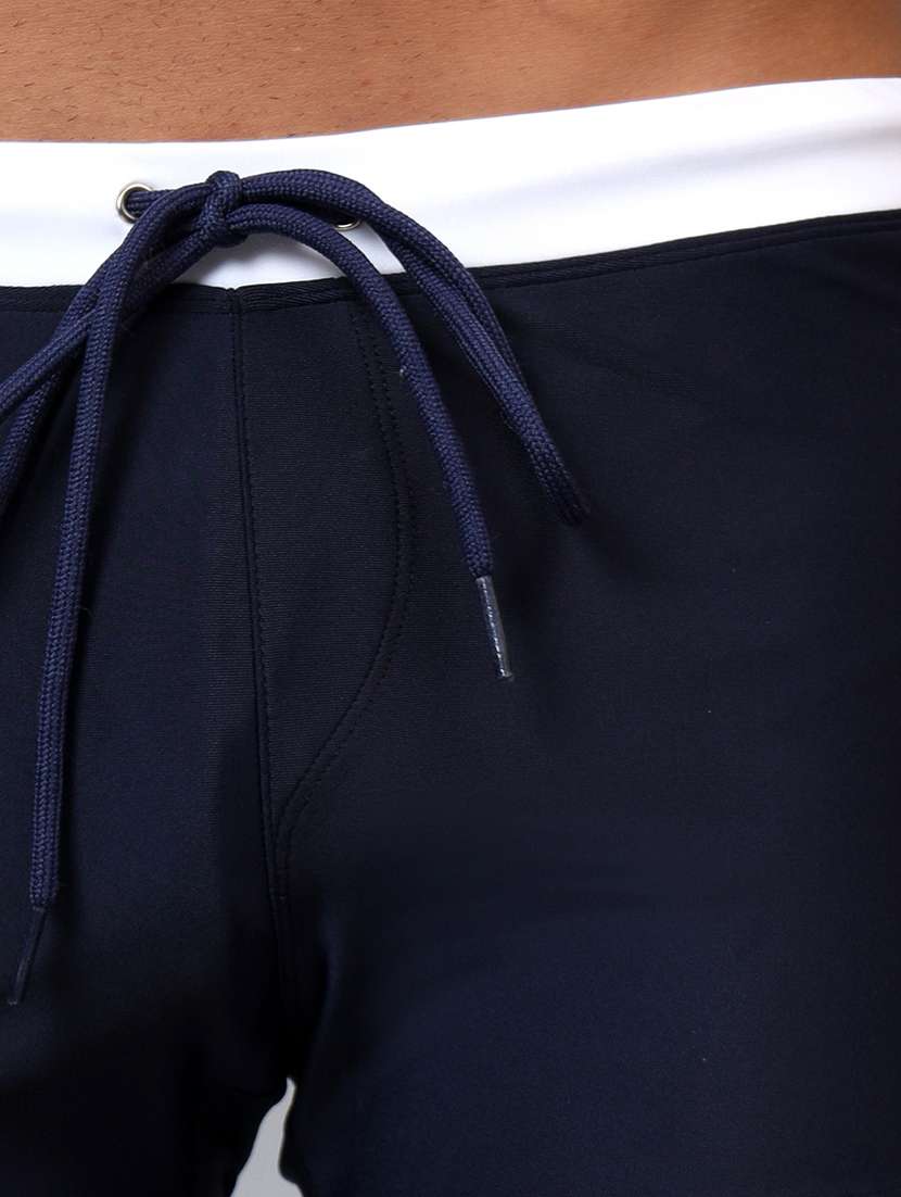 men solid swimwear trunks - 22294325 -  Standard Image - 4