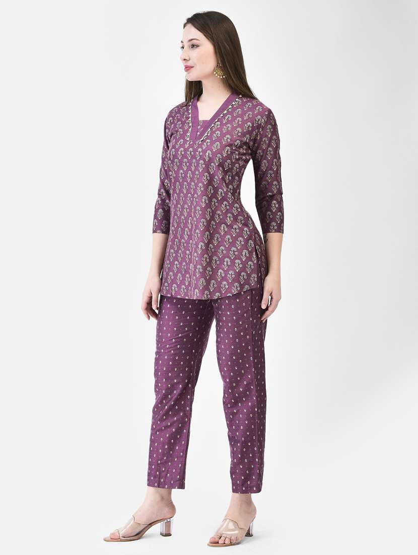 women printed three quarter sleeve ethnic co-ord set - 22294998 -  Standard Image - 1