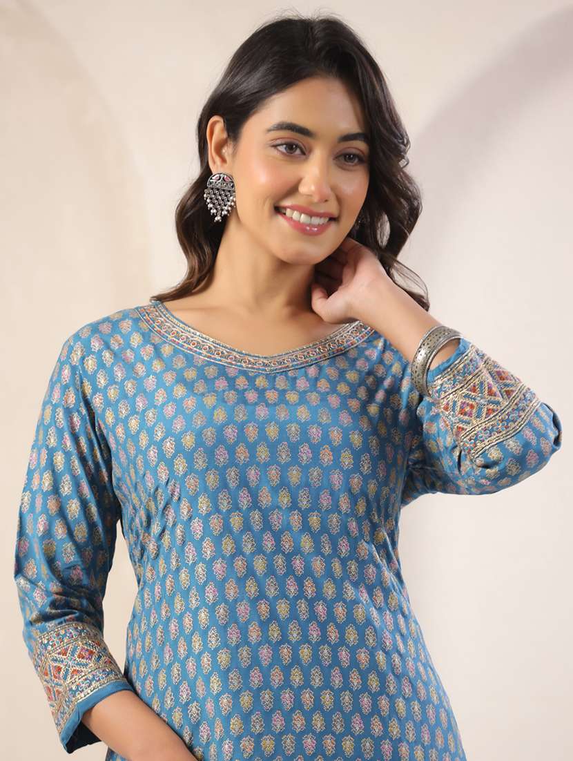 Women Printed Three Quarter Sleeve Kurta Pant Set - 22295008 -  Standard Image - 1