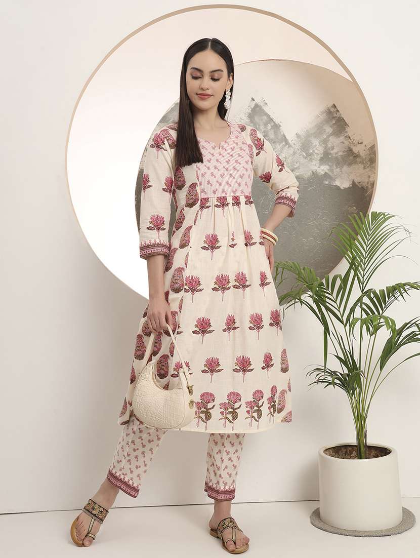 women printed three quarter sleeve kurta pant set - 22295009 -  Standard Image - 1