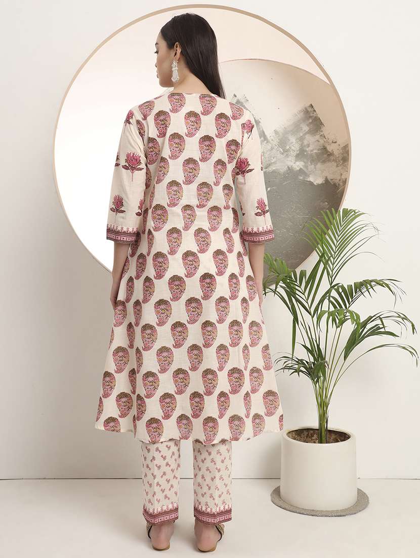 women printed three quarter sleeve kurta pant set - 22295009 -  Standard Image - 4