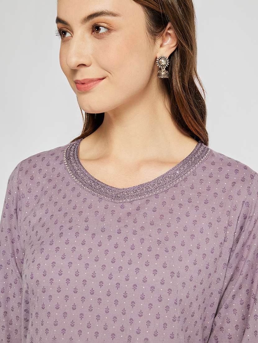 women printed three quarter sleeve a-line kurta - 22295099 -  Standard Image - 4