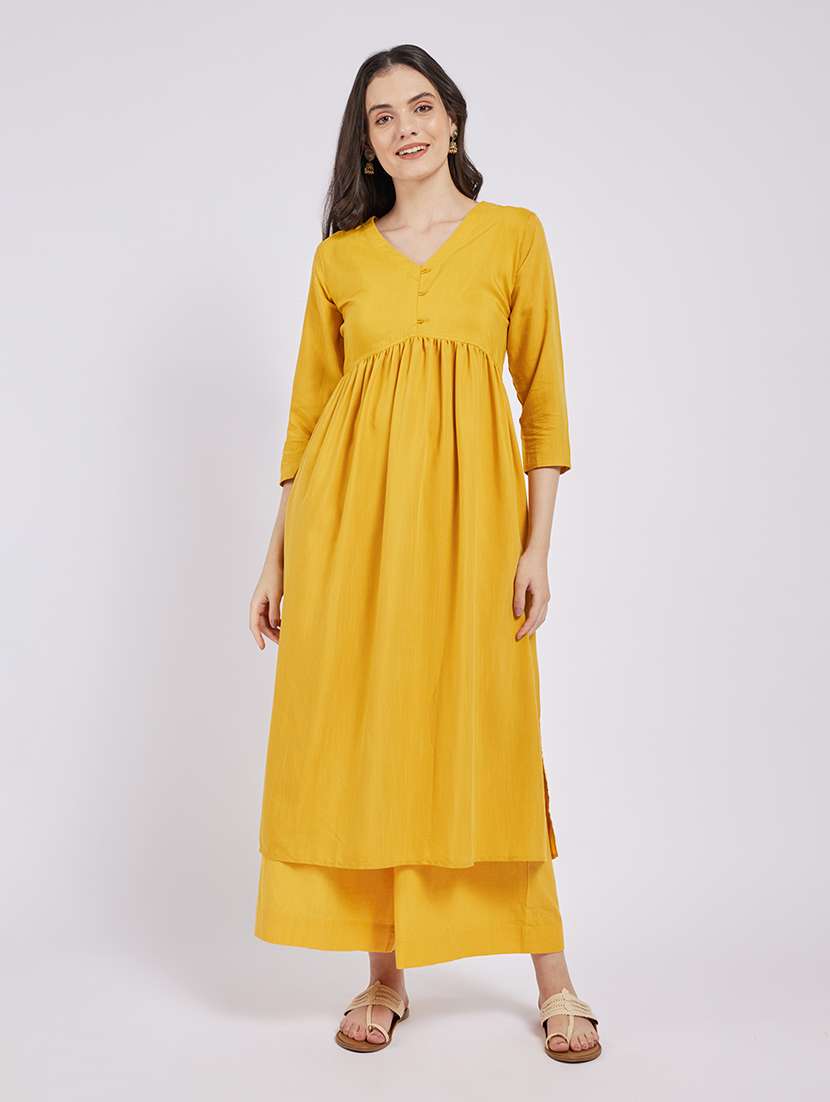 women solid three quarter sleeve a-line kurta