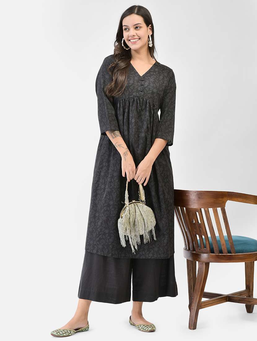 women printed three quarter sleeve a-line kurta