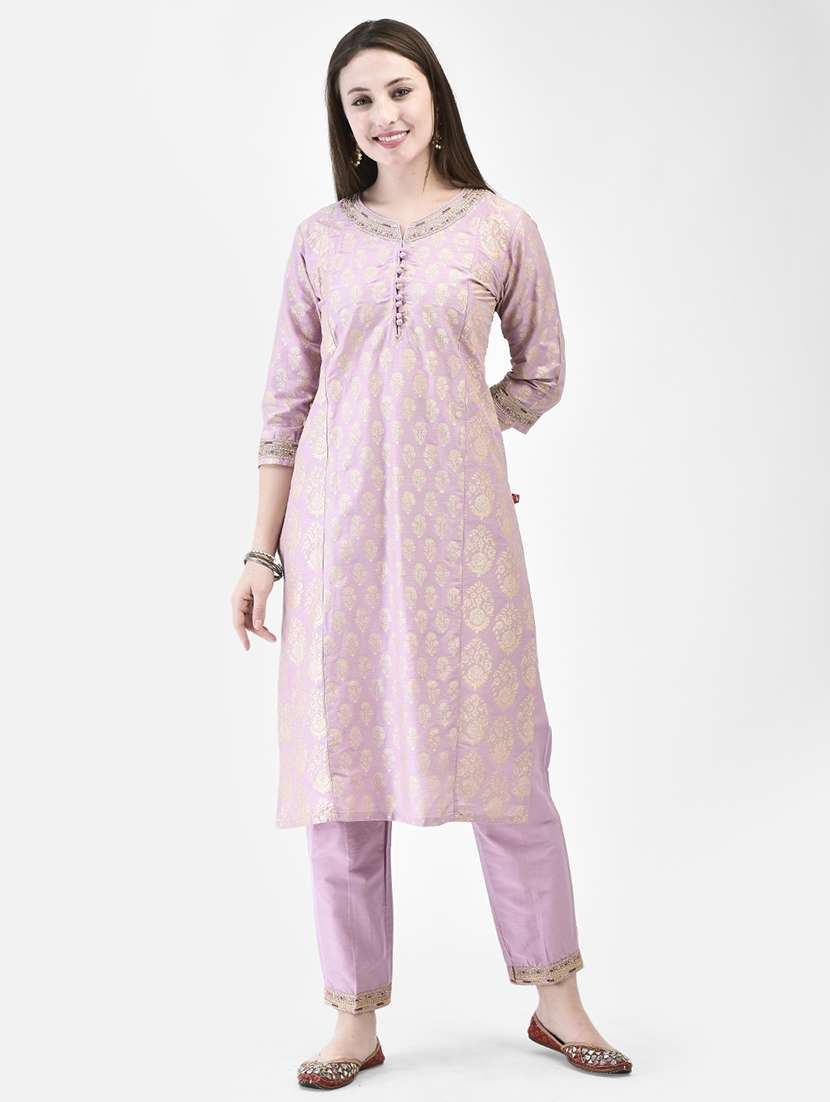 women foil print three quarter sleeve a-line kurta
