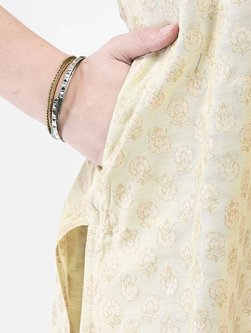 women self design three quarter sleeve straight kurta - 22295133 -  Standard Image - 4