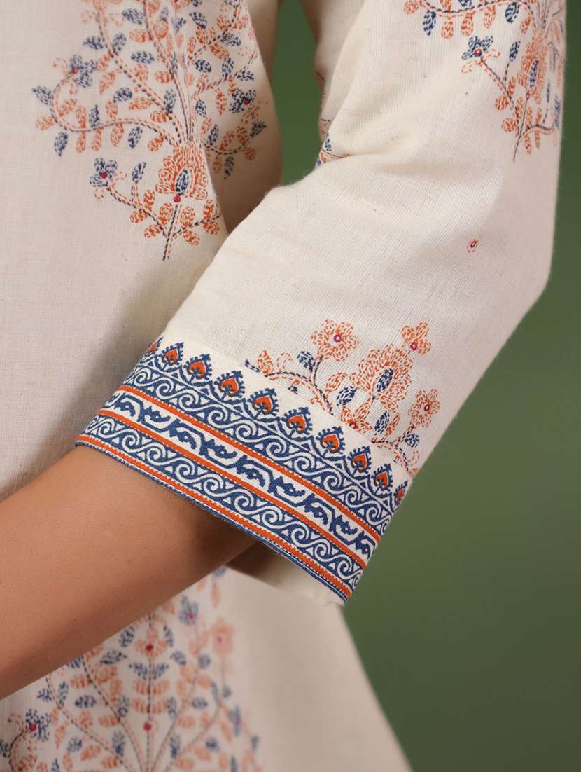 women printed three quarter sleeve straight kurta - 22295144 -  Standard Image - 4