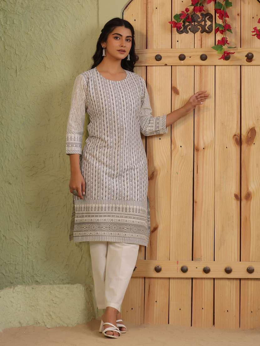 women printed three quarter sleeve straight kurta - 22295149 -  Standard Image - 4