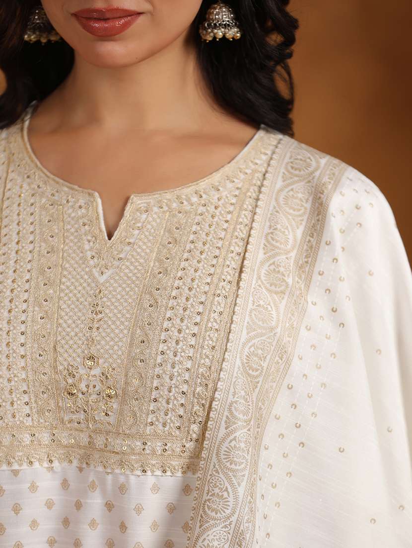 women printed three quarter sleeve straight kurta - 22295154 -  Standard Image - 4