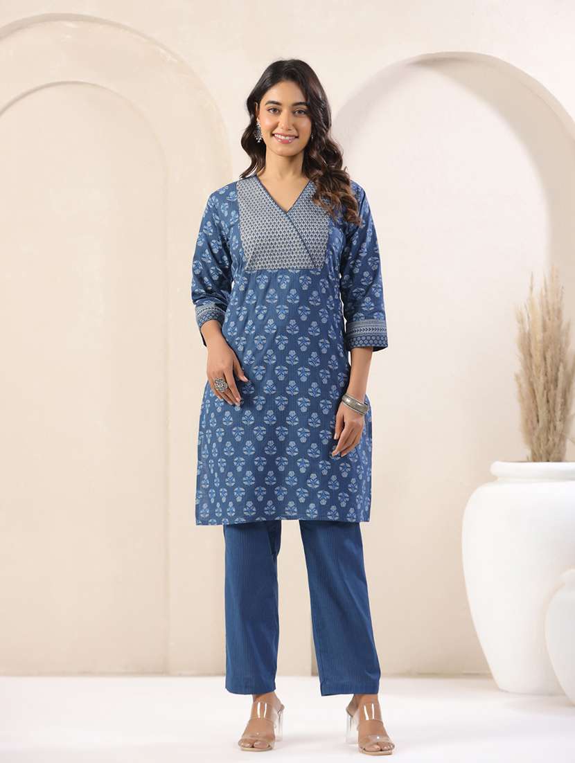 women printed three quarter sleeve straight kurta - 22295160 -  Standard Image - 1