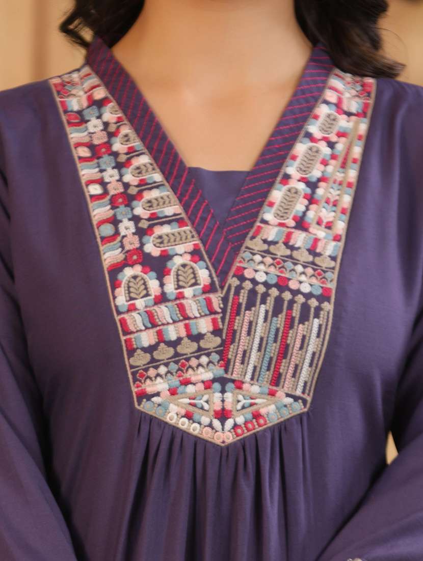 women solid with work three quarter sleeve a-line kurta - 22295162 -  Standard Image - 6