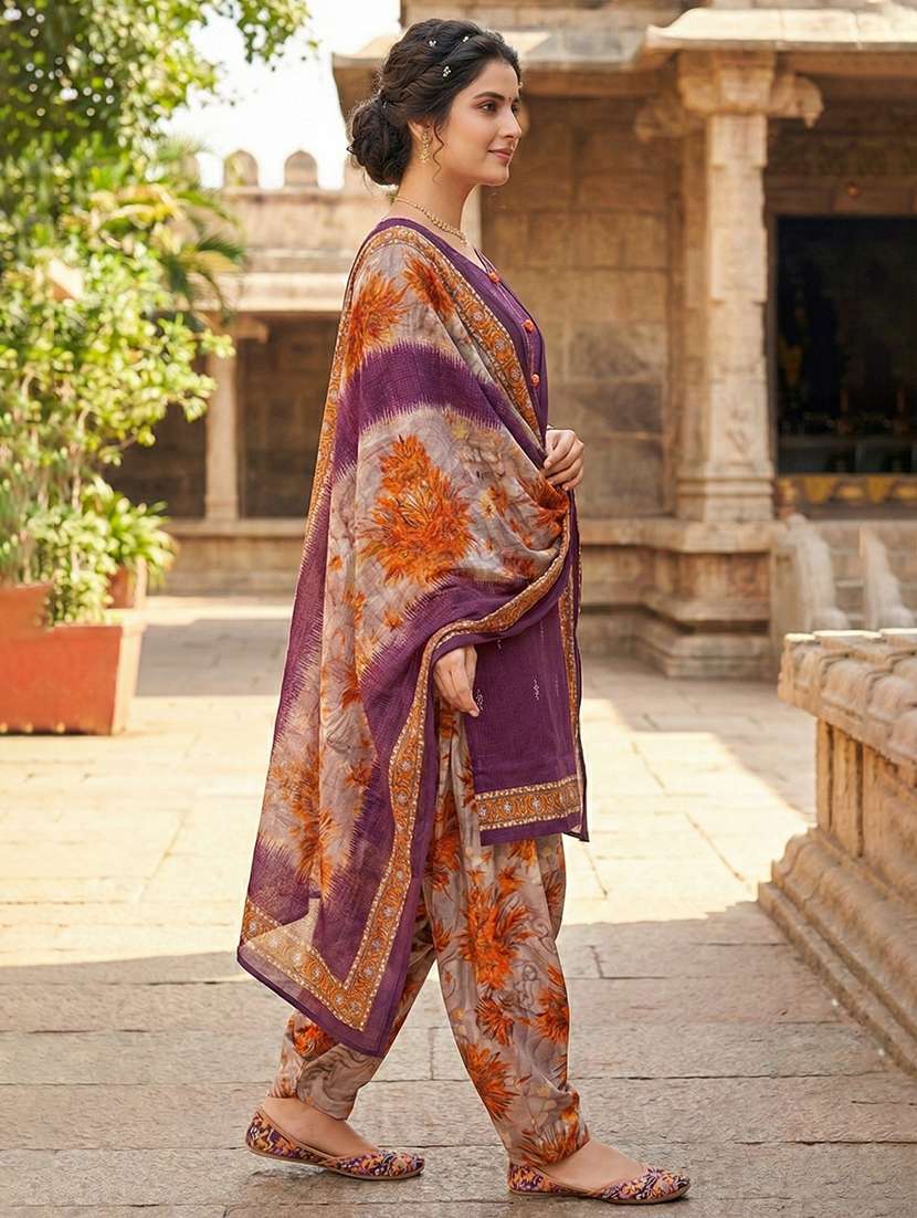 women printed three quarter sleeve kurta salwar with dupatta set - 22295165 -  Standard Image - 1
