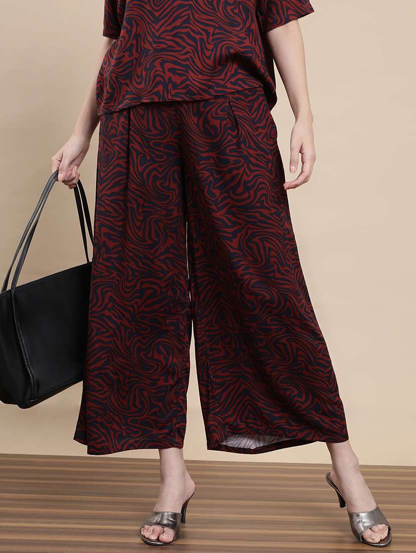 women printed mid rise flared palazzo