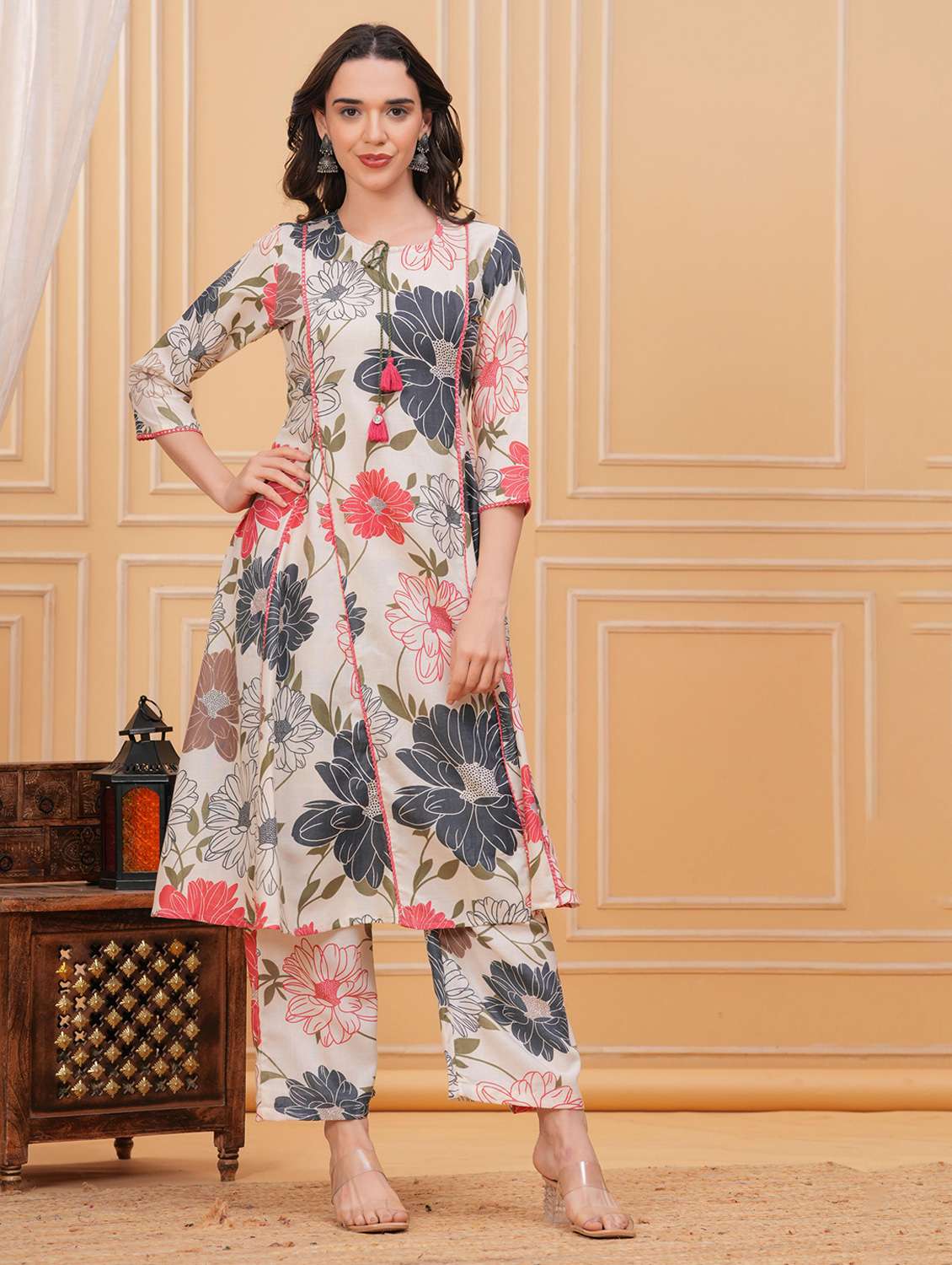 women floral tie up neck kurta pant set - 22295846 -  Standard Image - 1