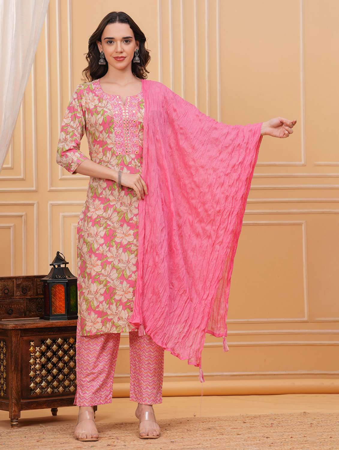 women floral notch neck kurta pant with dupatta set - 22295850 -  Standard Image - 1