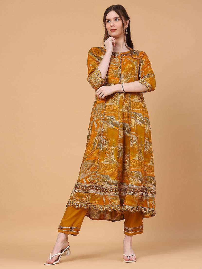 women floral three quarter sleeve kurta pant with dupatta set - 22296189 -  Standard Image - 1