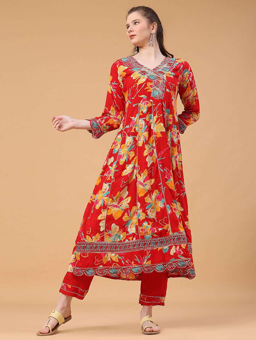 women floral three quarter sleeve kurta pant with dupatta set - 22296195 -  Standard Image - 1